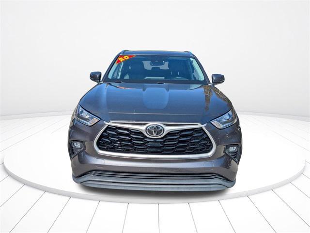 used 2020 Toyota Highlander car, priced at $22,600