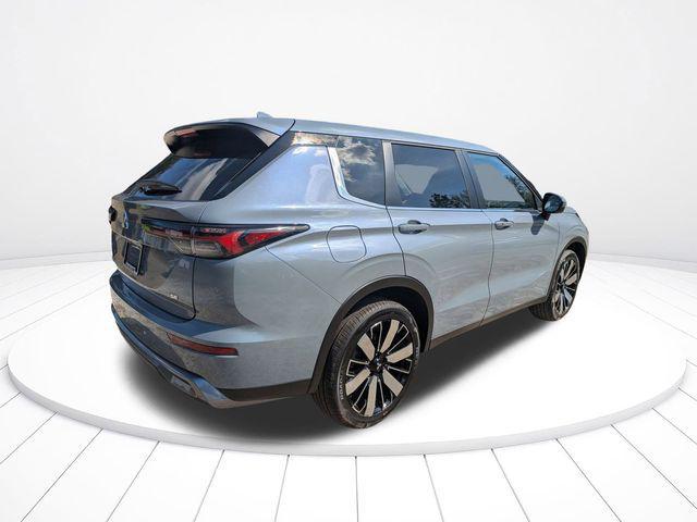 new 2026 Mitsubishi Outlander car, priced at $31,237