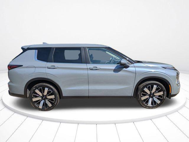 new 2026 Mitsubishi Outlander car, priced at $31,237