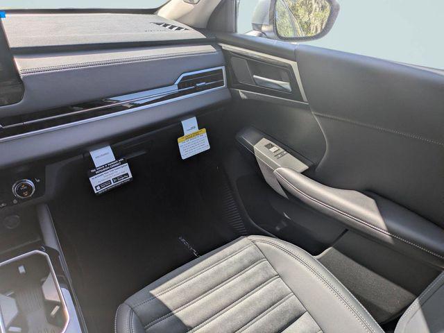 new 2026 Mitsubishi Outlander car, priced at $31,237