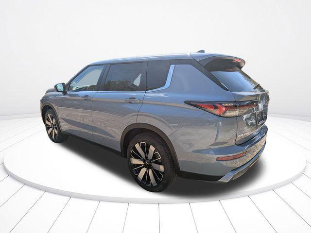 new 2026 Mitsubishi Outlander car, priced at $31,237