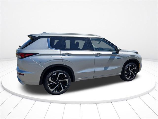 new 2025 Mitsubishi Outlander PHEV car, priced at $40,426