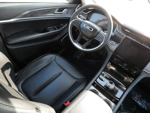 used 2023 Jeep Grand Cherokee car, priced at $32,997