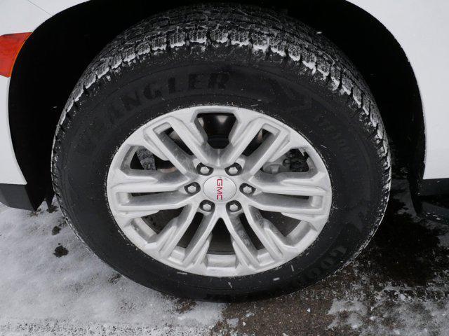 used 2022 GMC Yukon XL car, priced at $49,997