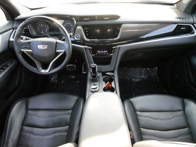 used 2024 Cadillac XT6 car, priced at $47,997