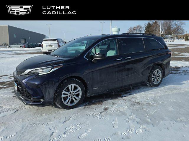used 2021 Toyota Sienna car, priced at $37,497