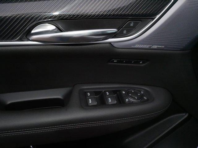 used 2024 Cadillac XT6 car, priced at $43,997