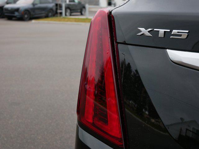 new 2026 Cadillac XT5 car, priced at $60,520