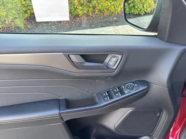 new 2026 Ford Escape car, priced at $29,031