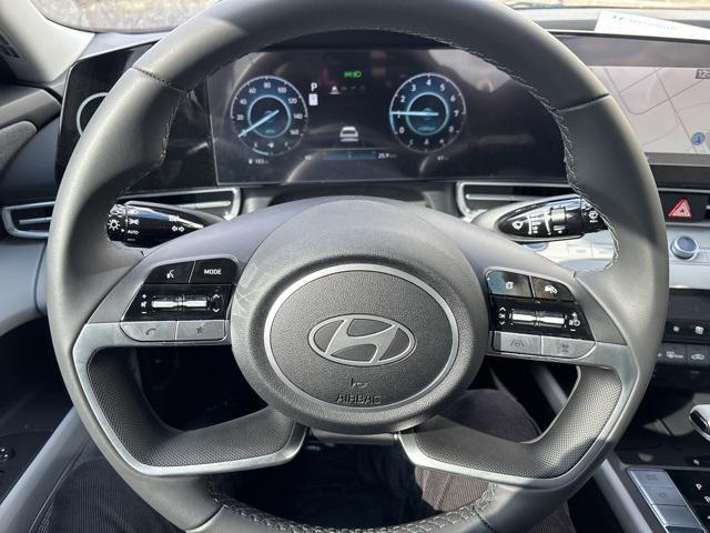 new 2025 Hyundai Elantra car, priced at $27,341