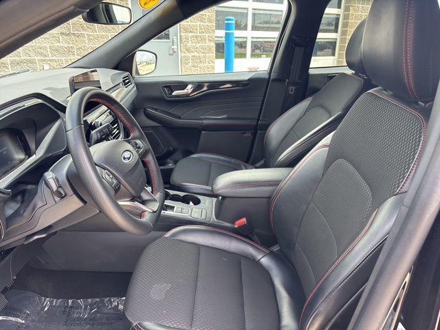 used 2025 Ford Escape car, priced at $26,826