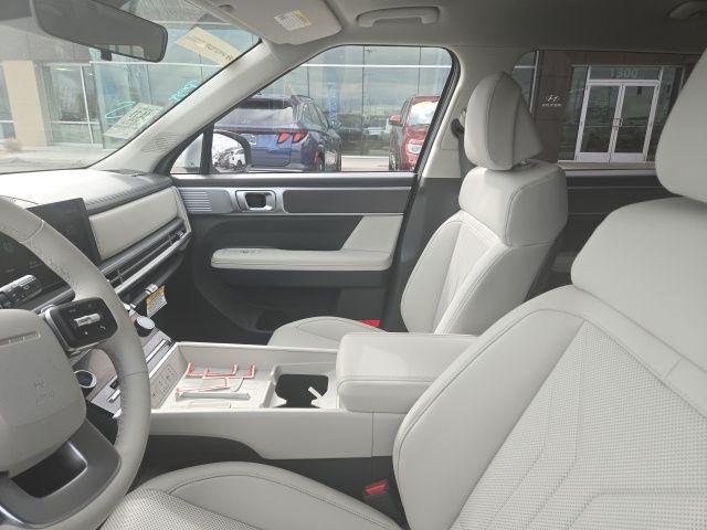 used 2025 Hyundai Santa Fe car, priced at $38,980