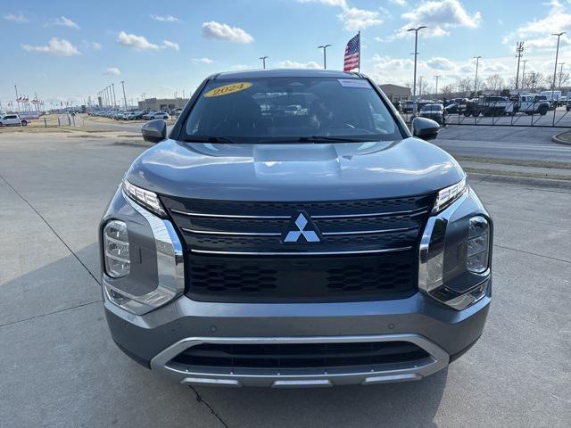 used 2024 Mitsubishi Outlander car, priced at $24,467