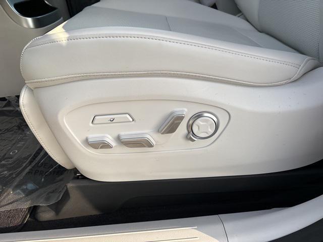 new 2026 Hyundai IONIQ 9 car, priced at $67,585