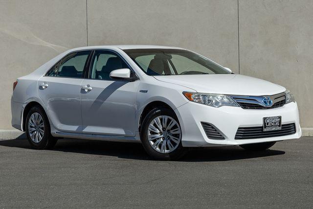 used 2013 Toyota Camry Hybrid car, priced at $13,999