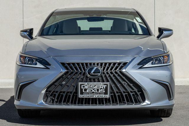 used 2025 Lexus ES 300h car, priced at $48,999