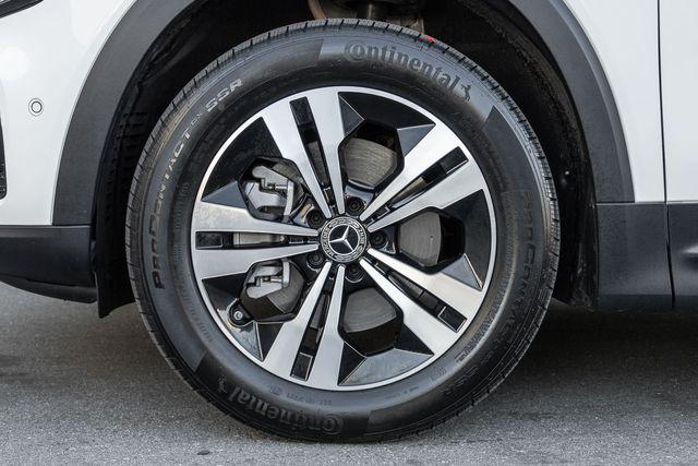 used 2025 Mercedes-Benz GLB 250 car, priced at $39,777