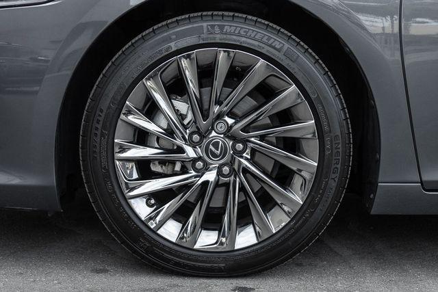 used 2024 Lexus ES 300h car, priced at $47,500