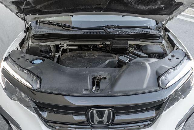 used 2022 Honda Pilot car, priced at $25,999