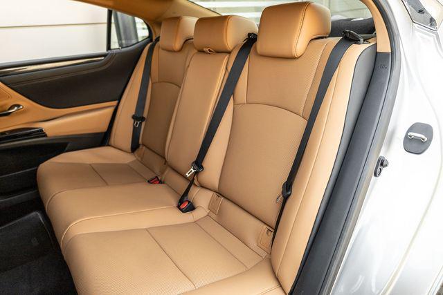 new 2025 Lexus ES 350 car, priced at $44,340