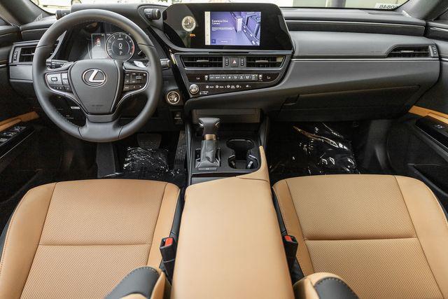 new 2025 Lexus ES 350 car, priced at $44,340