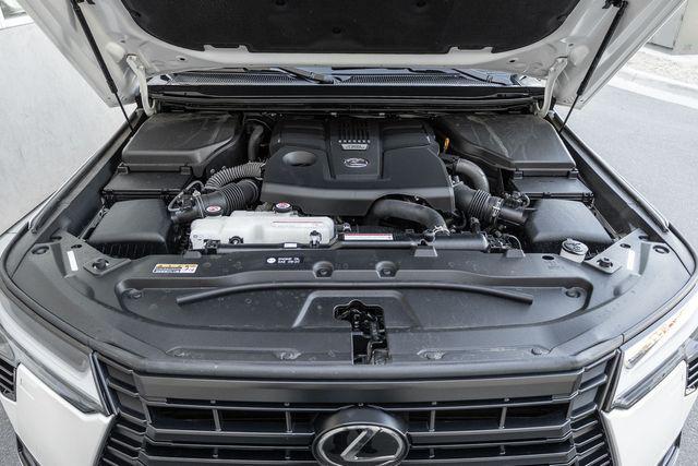 used 2025 Lexus GX 550 car, priced at $80,999