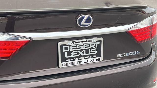 used 2013 Lexus ES 300h car, priced at $15,999