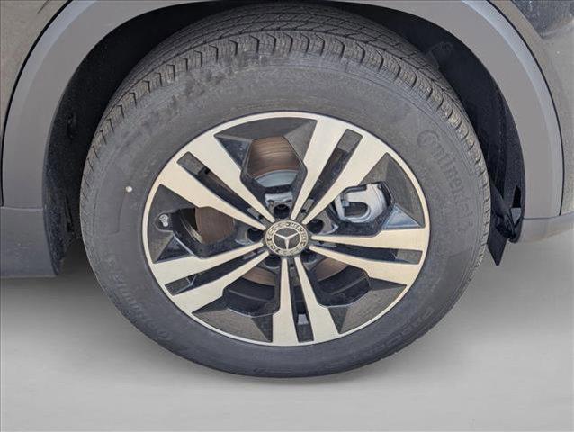 new 2026 Mercedes-Benz GLB 250 car, priced at $49,295