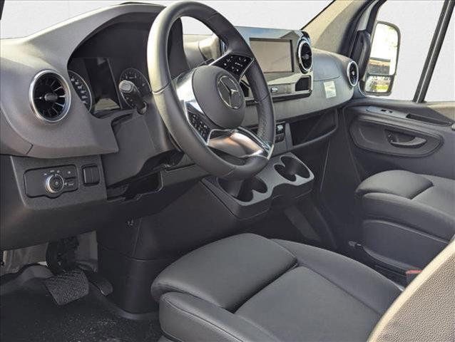 new 2025 Mercedes-Benz Sprinter 2500 car, priced at $77,086