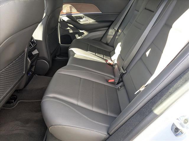 new 2026 Mercedes-Benz GLE 450 car, priced at $81,010