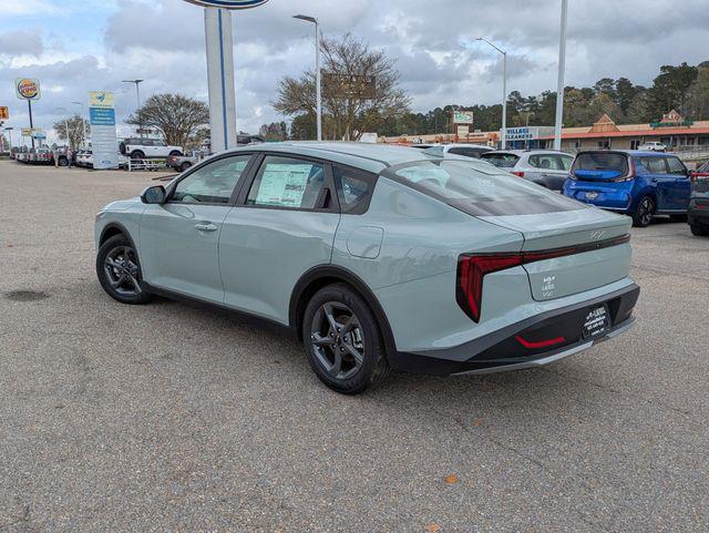 new 2025 Kia K4 car, priced at $24,165