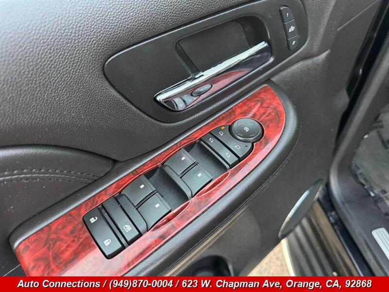 used 2009 Cadillac Escalade car, priced at $14,997