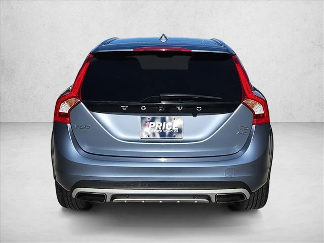 used 2018 Volvo V60 Cross Country car, priced at $20,091