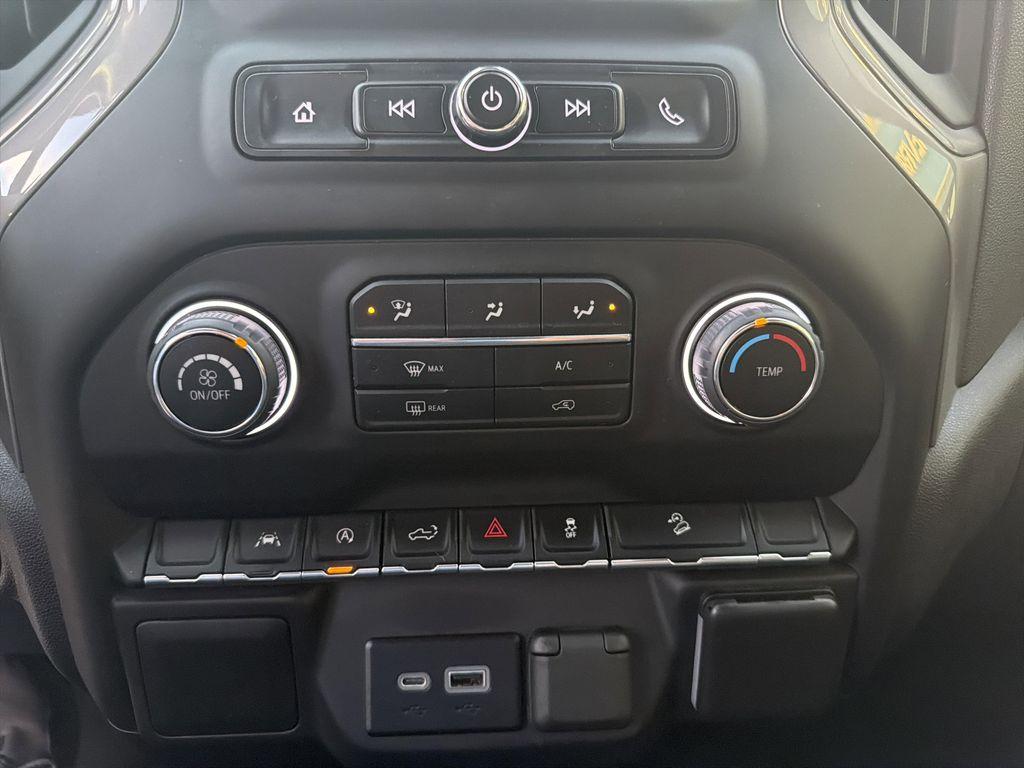 used 2022 Chevrolet Silverado 1500 car, priced at $35,495