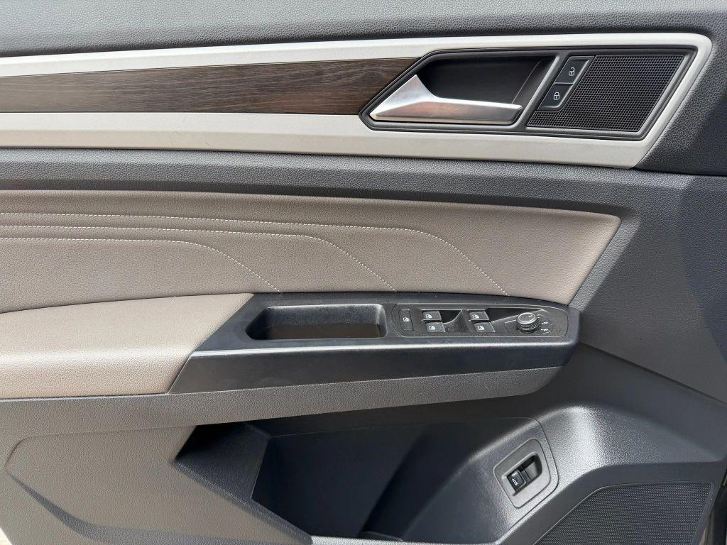 used 2021 Volkswagen Atlas car, priced at $16,900