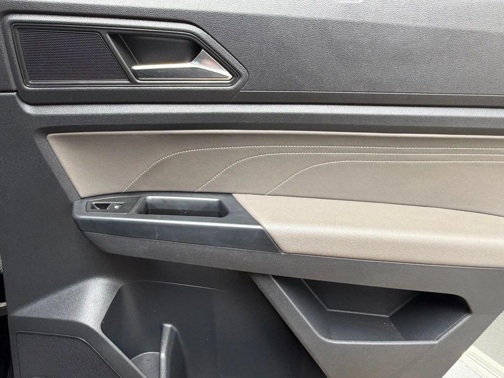 used 2021 Volkswagen Atlas car, priced at $16,900