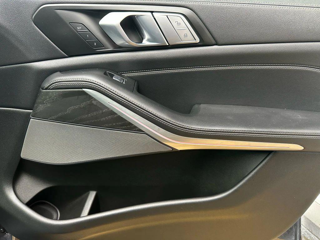 used 2022 BMW X7 car, priced at $39,900