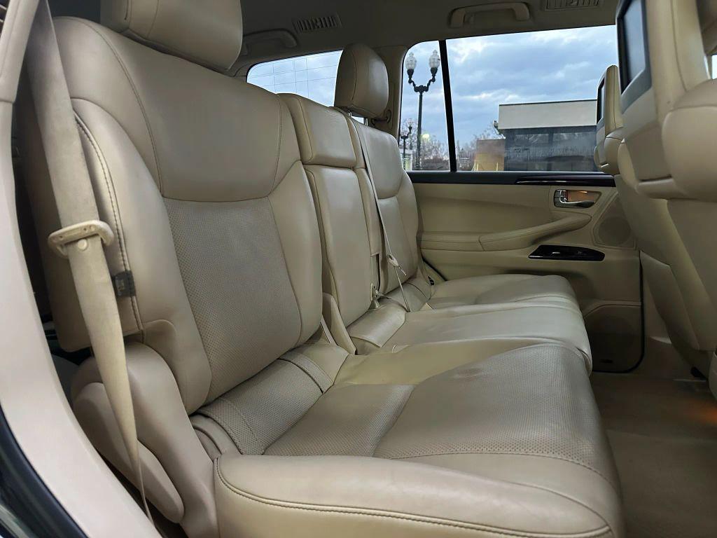 used 2013 Lexus LX 570 car, priced at $29,900