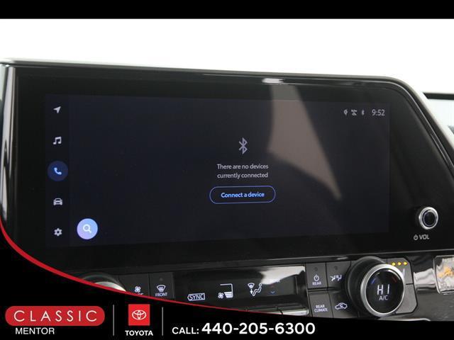 used 2023 Toyota Highlander car, priced at $32,990