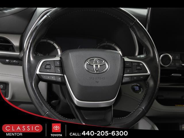 used 2023 Toyota Highlander car, priced at $32,990
