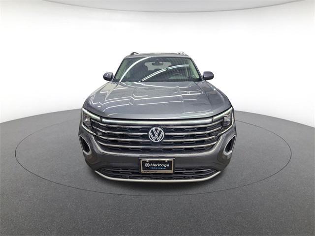 used 2025 Volkswagen Atlas car, priced at $32,800