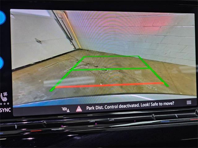 used 2025 Volkswagen Atlas car, priced at $32,800