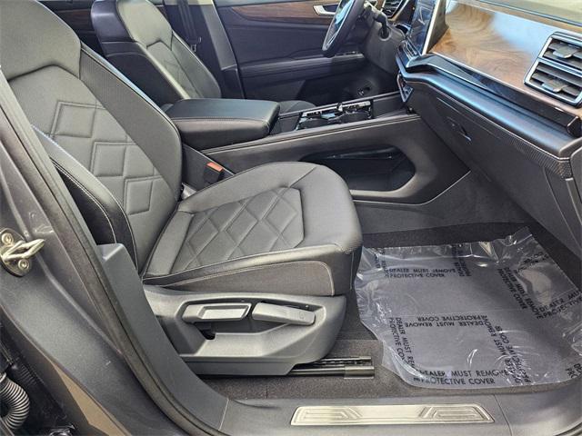 used 2025 Volkswagen Atlas car, priced at $32,800