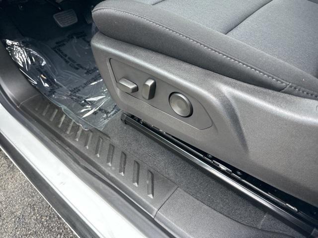 new 2026 Chevrolet Colorado car, priced at $33,740