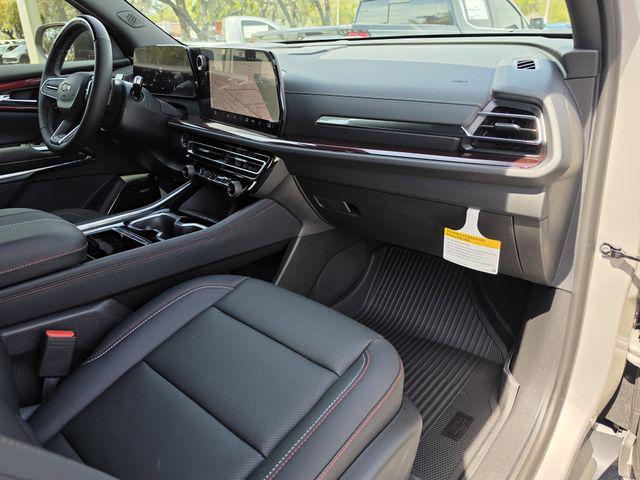 new 2026 Chevrolet Traverse car, priced at $54,889