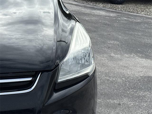 used 2014 Ford Escape car, priced at $5,880