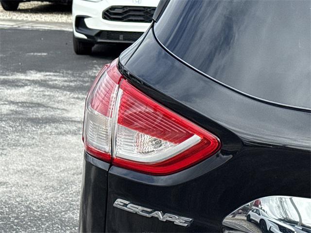 used 2014 Ford Escape car, priced at $5,880
