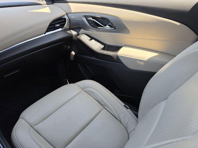 used 2023 Chevrolet Traverse car, priced at $30,503