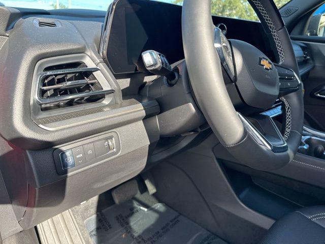 new 2026 Chevrolet Traverse car, priced at $48,026