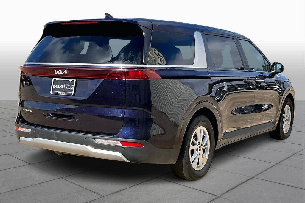 used 2024 Kia Carnival car, priced at $26,900